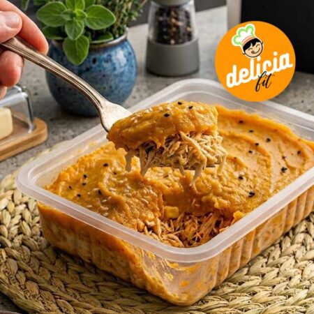 escondidinho de abóbora com frango desfiado marmita delicia fit