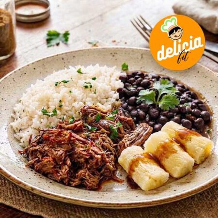 carne de panela arroz feijão e mandioca marmita delicia fit campeira
